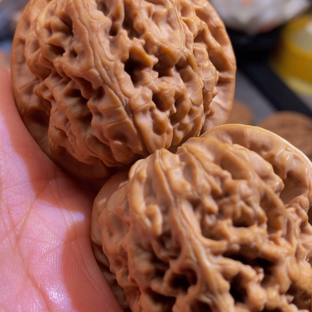 【闪购商品】吊坠文玩核桃3*3凤凰台