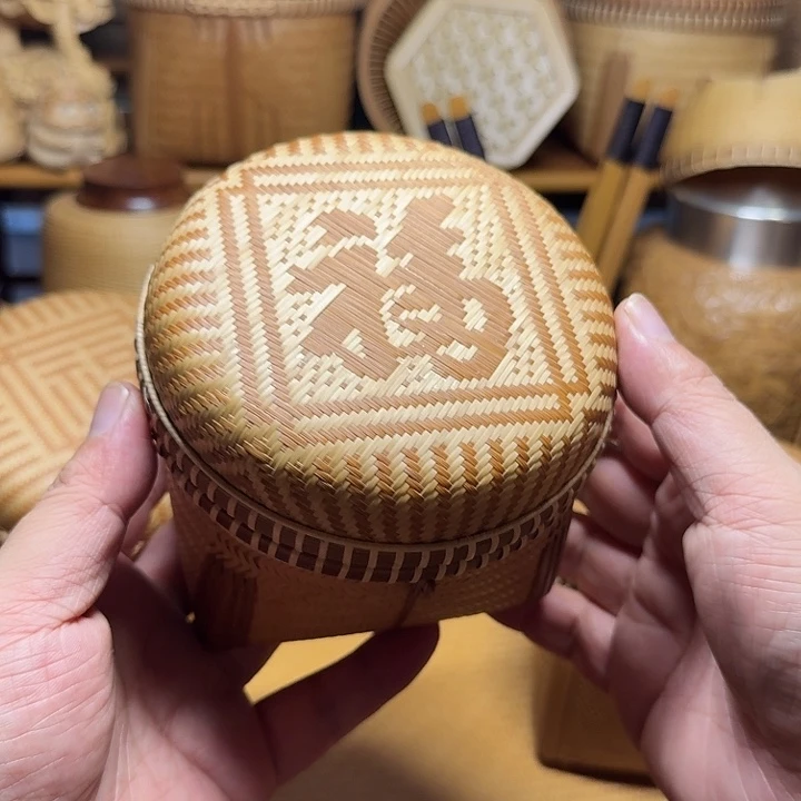 紫***心东阳竹编福字帽盒