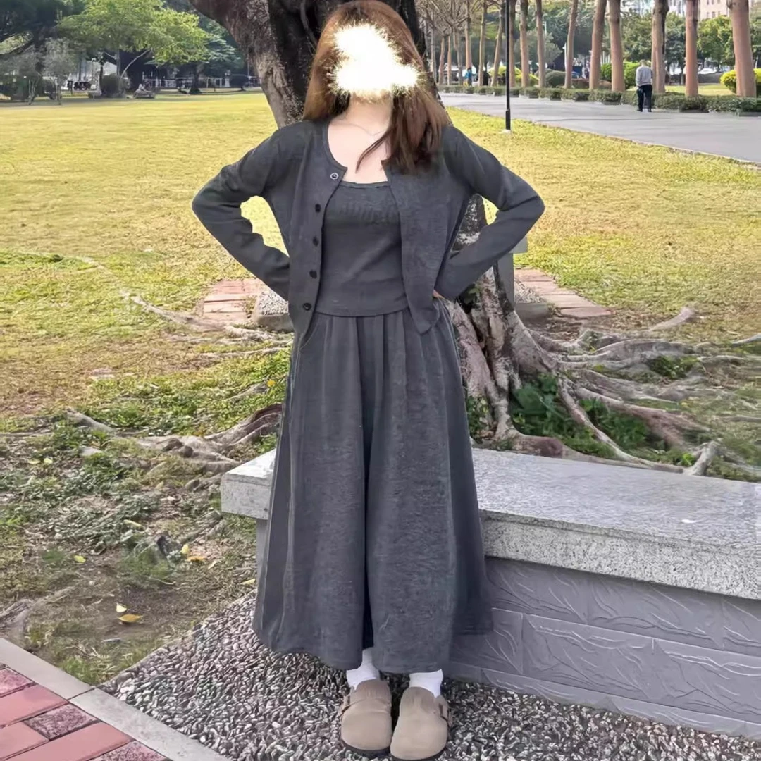 【青青】大码韩系气质针织开衫吊带半身裙三件套女显瘦套装6810