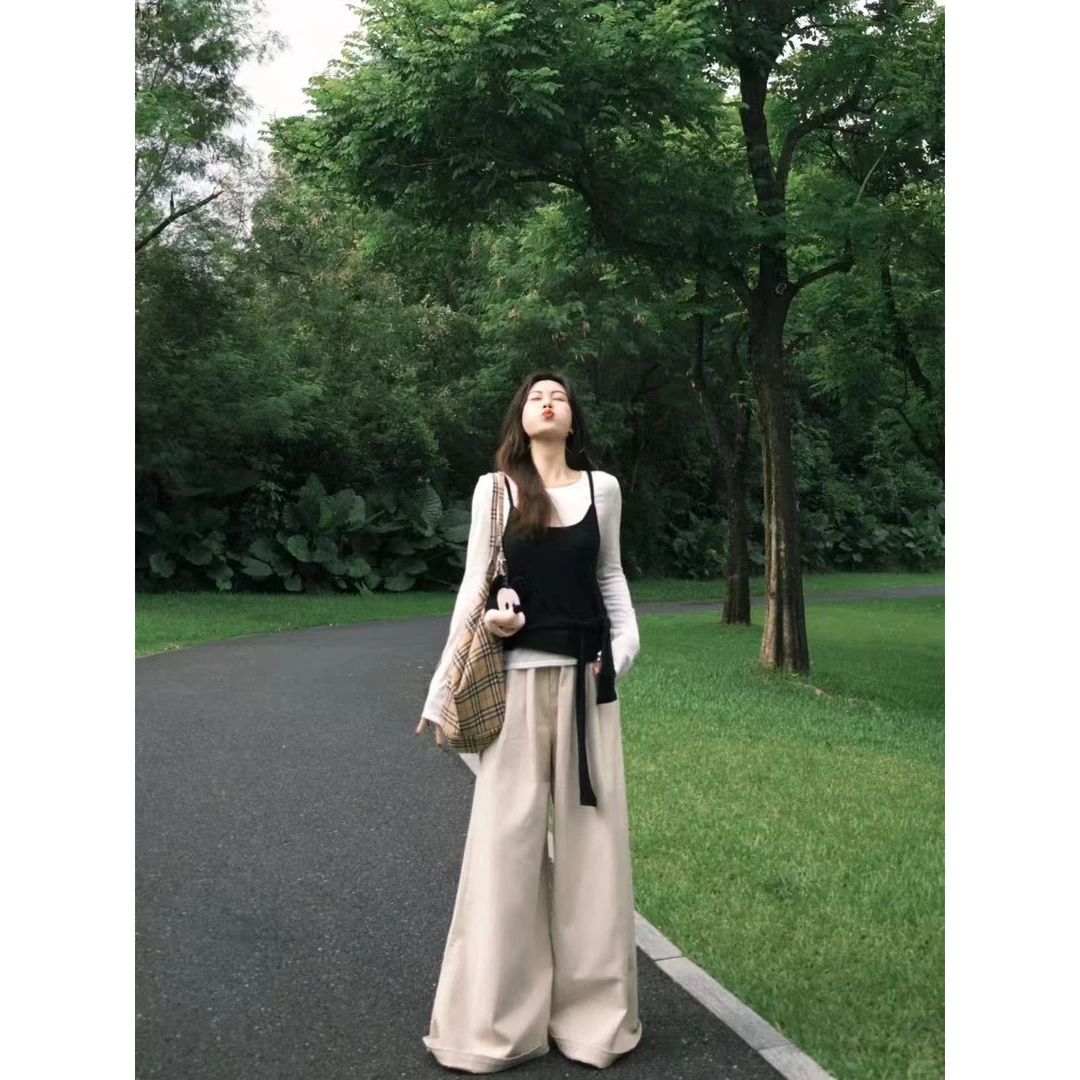 慵懒风薄款长袖T恤女叠穿黑色吊带秋季百搭休闲裤三件套女装