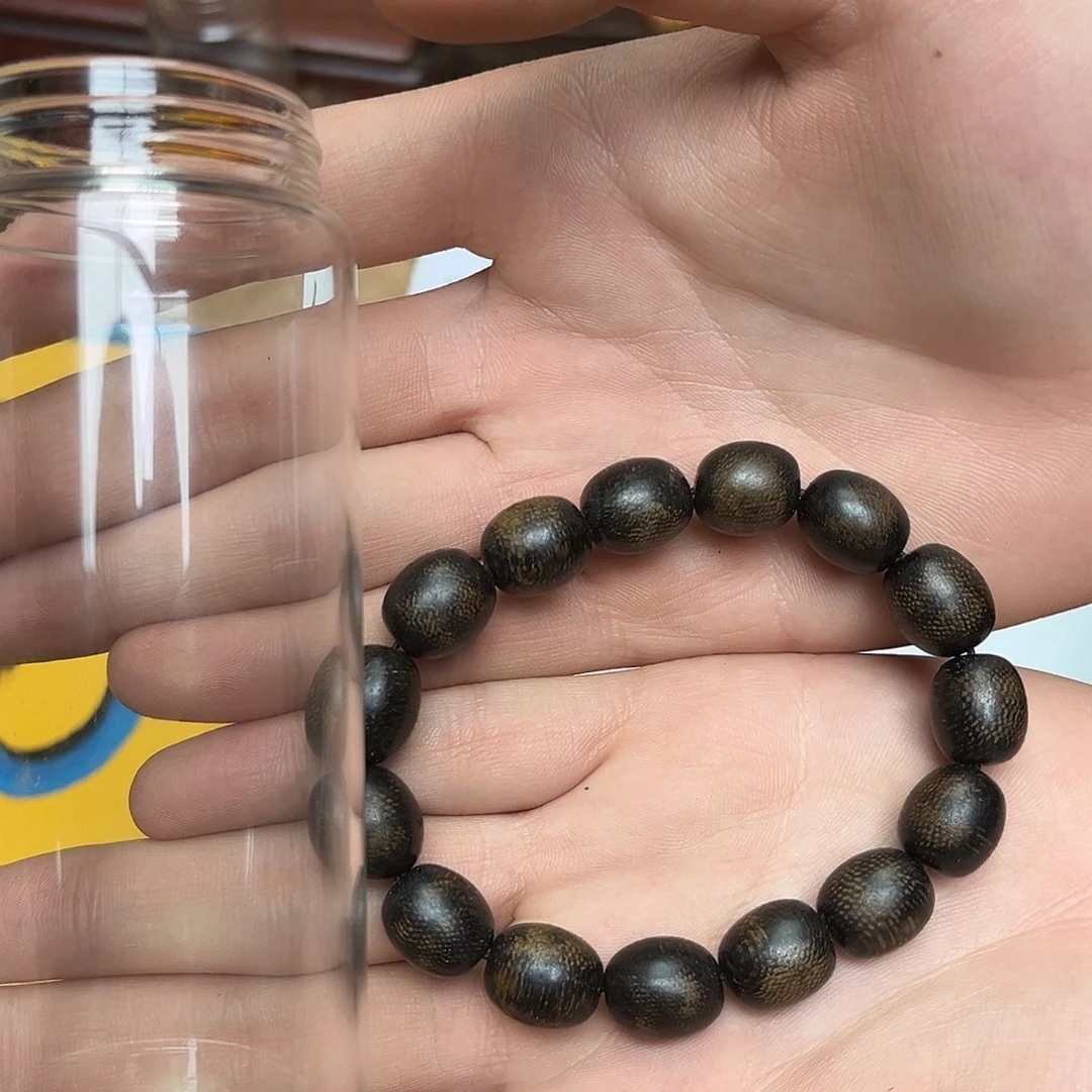 大叶紫檀（黑酸枝木类）