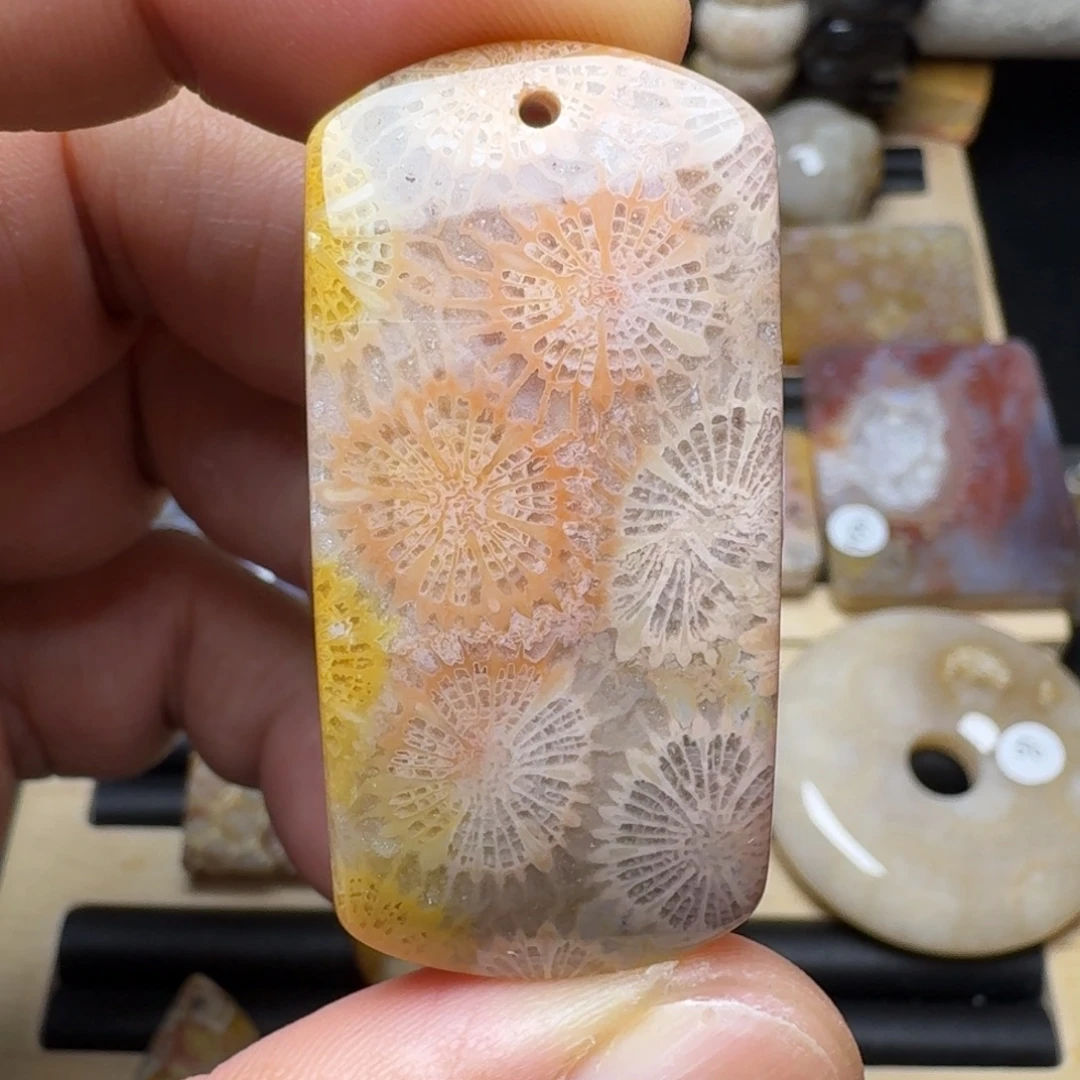 硅化玉未镶嵌纯天然色有机玉石保真色