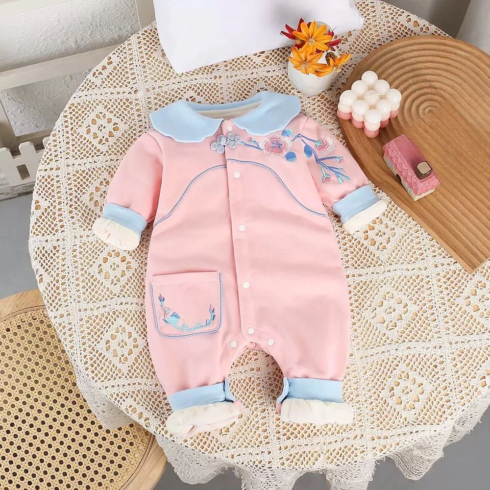 秋冬装婴儿连体衣加绒女宝宝哈衣新生儿外出服