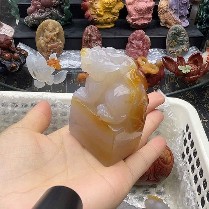 玛瑙/玉髓未镶嵌摆件