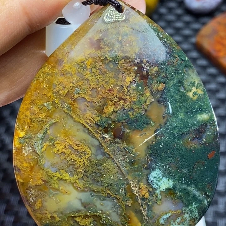 玛瑙/玉髓颈饰未镶嵌