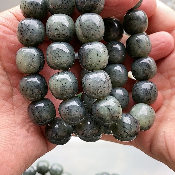 【闪购商品】手链未镶嵌和田玉16老型青花拍一发一