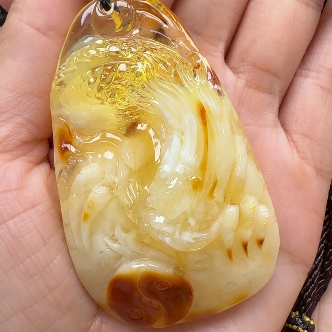 琥珀未镶嵌珠宝奇石吊坠