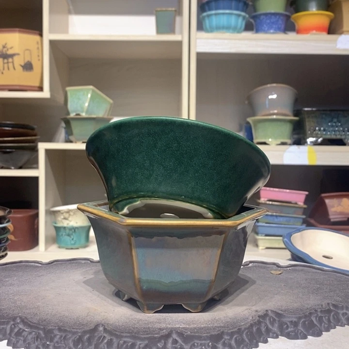 紫砂花盆哎**魏瑕疵7.5-14。。。（2）