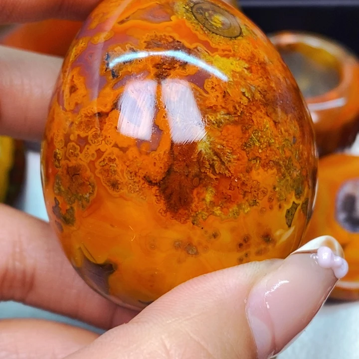 自***￥玛瑙/玉髓未镶嵌玛瑙