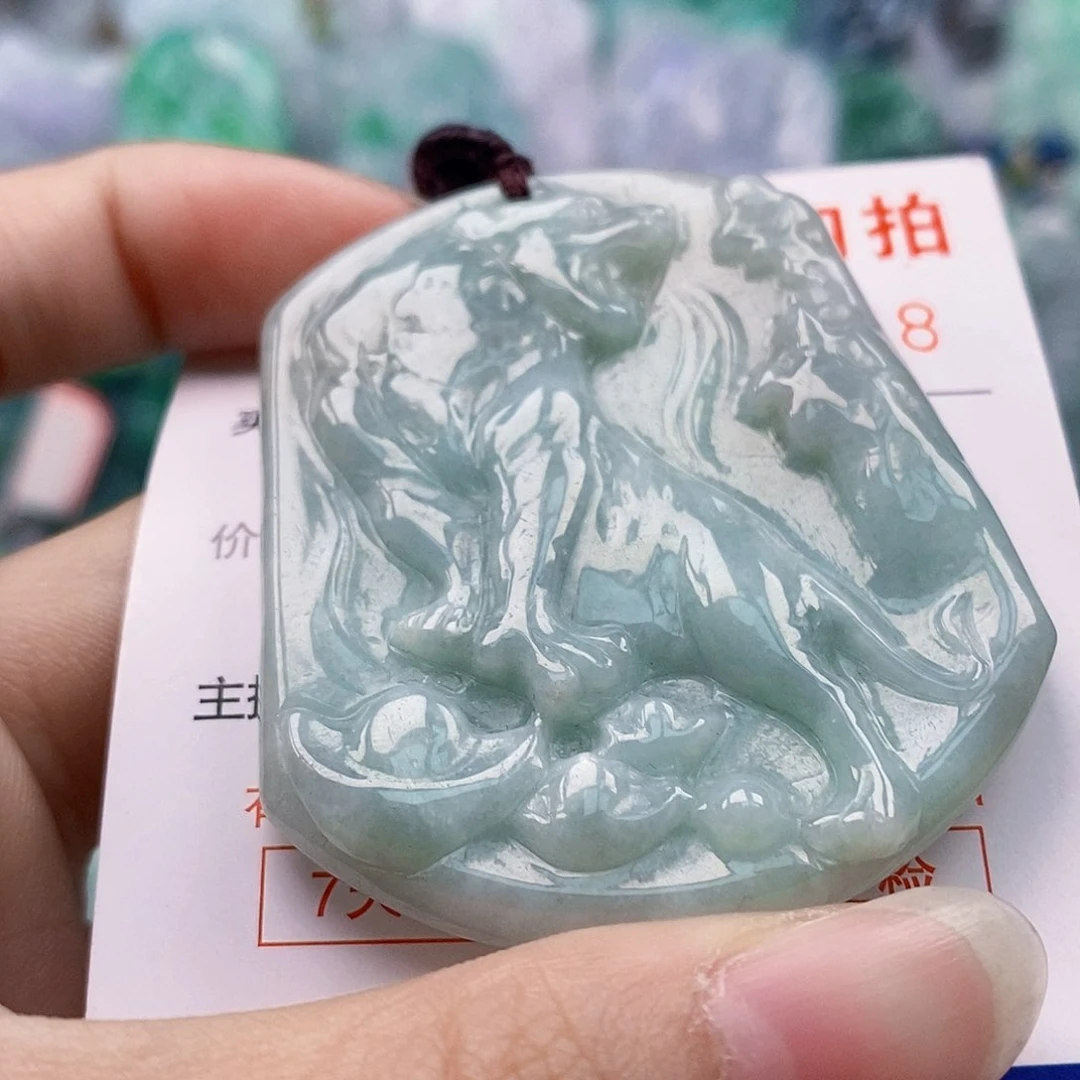 吊坠(不含链)未镶嵌翡翠