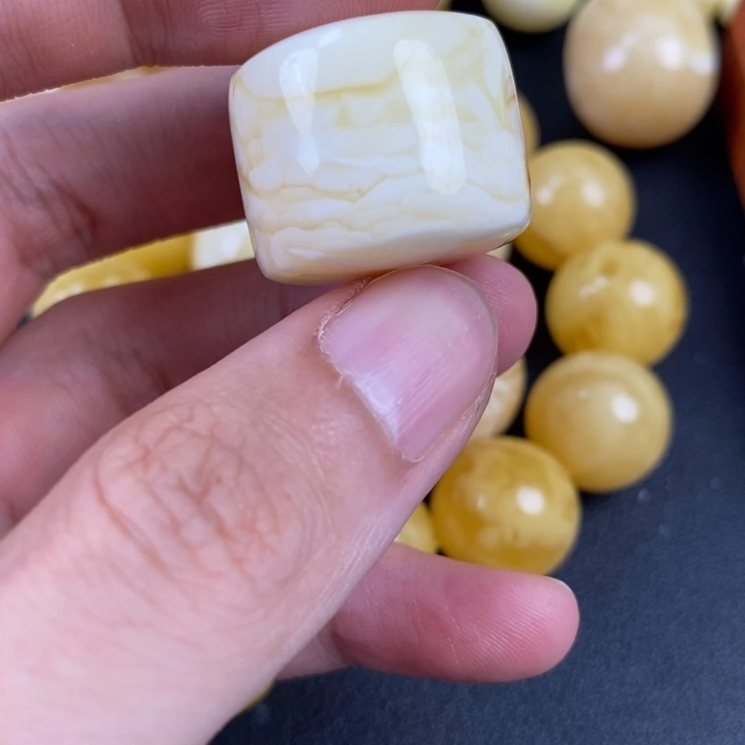琥珀未镶嵌珠宝奇石天然原矿