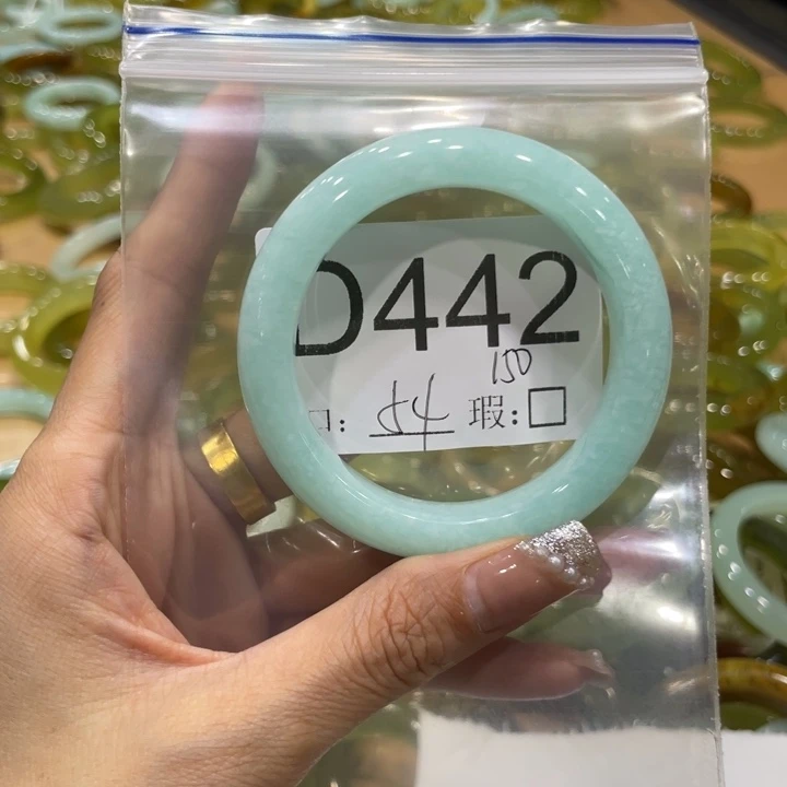 未镶嵌蛇纹石玉手镯豆***条