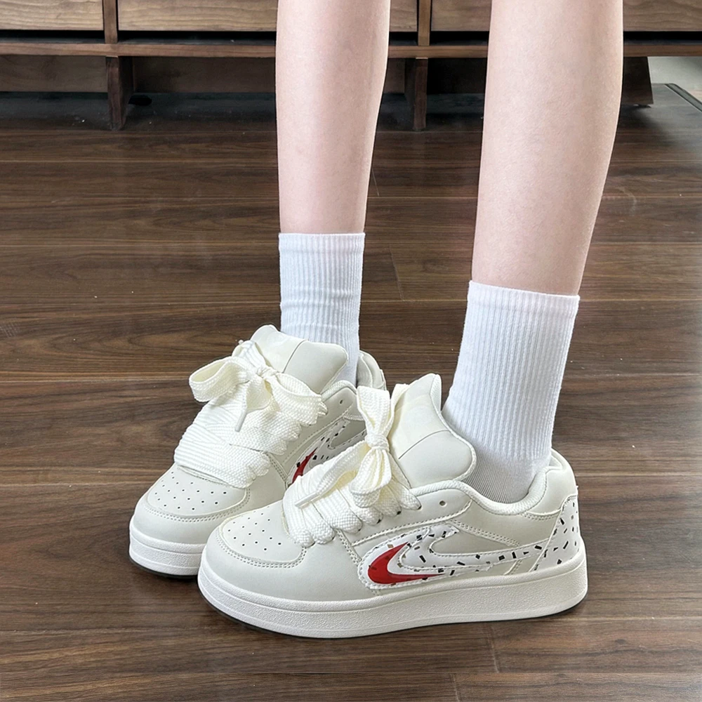 韩版原创米白色面包鞋ins潮2025秋季新款学生百搭休闲板鞋小白鞋