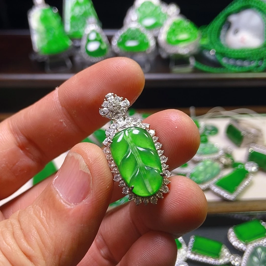 翡翠未镶嵌吊坠(不含链)816吊坠