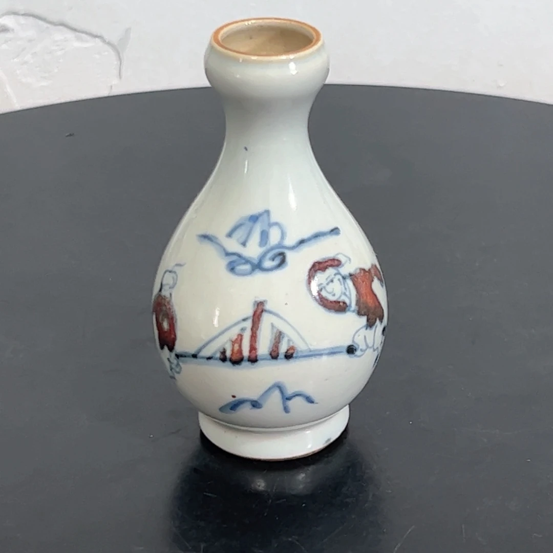 罐一个青花釉里红蒜头小瓶