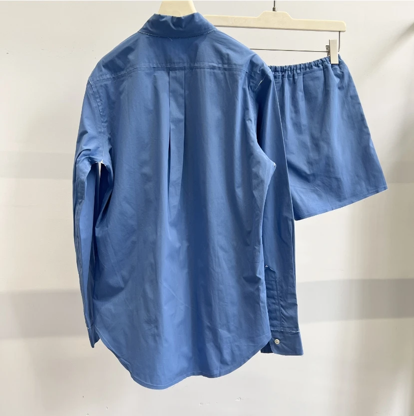 LL 25早春设计款拼接毛须蓝色衬衣短裤套装 164531