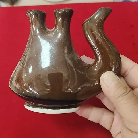 瓷片瓷器，各种摆件，瓷片，均有瑕疵。