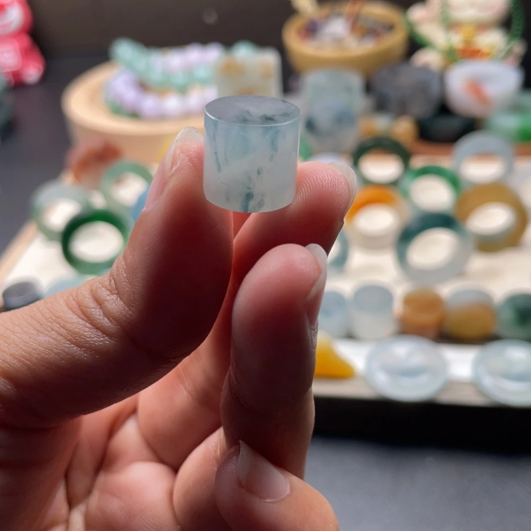 u***u定制翡翠未镶嵌翡翠