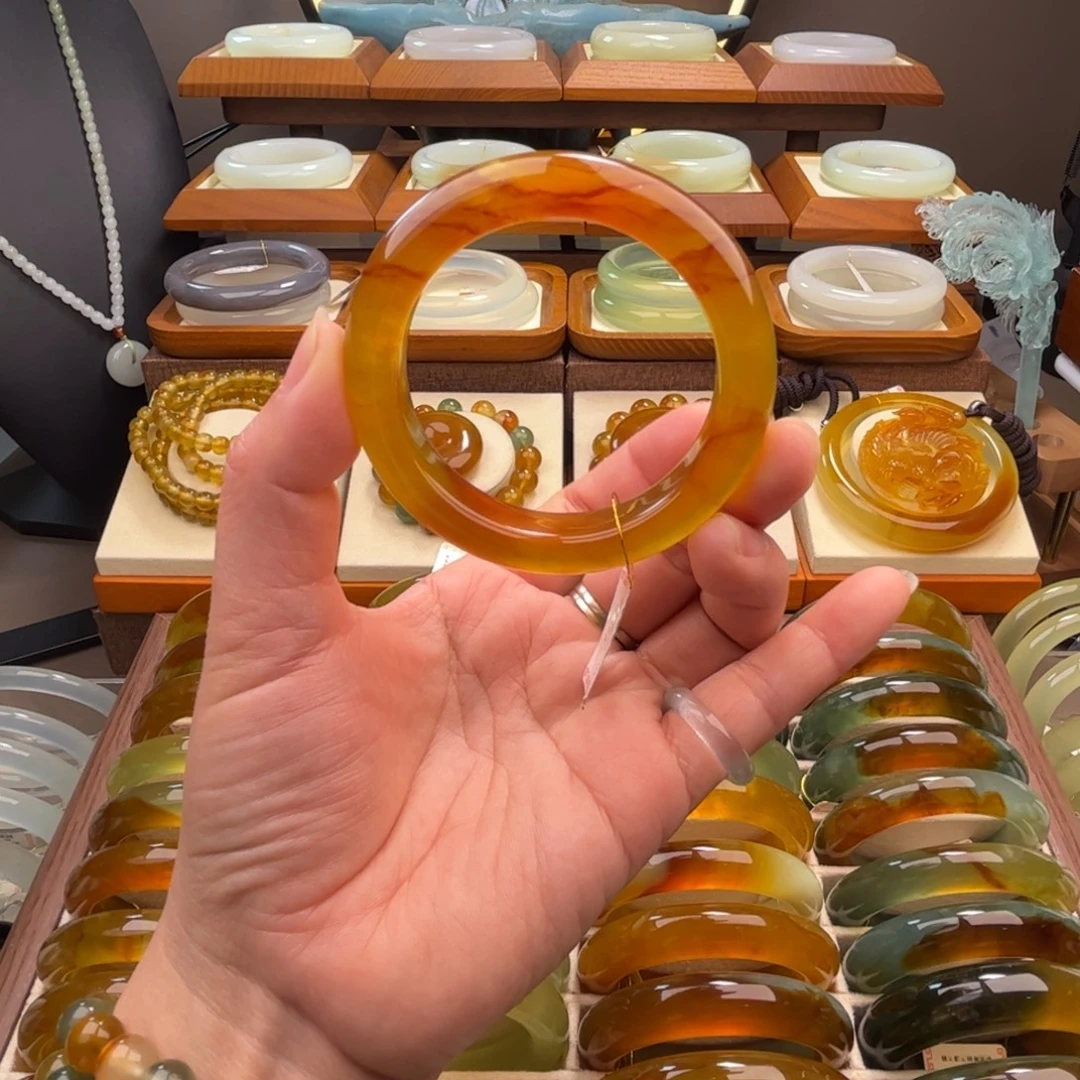 蛇纹石玉未镶嵌手镯56