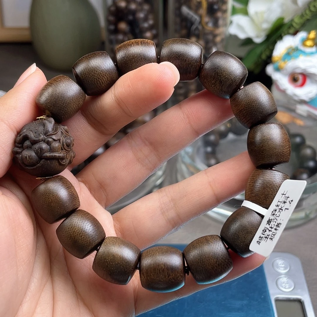 沉香手串富森红土老料