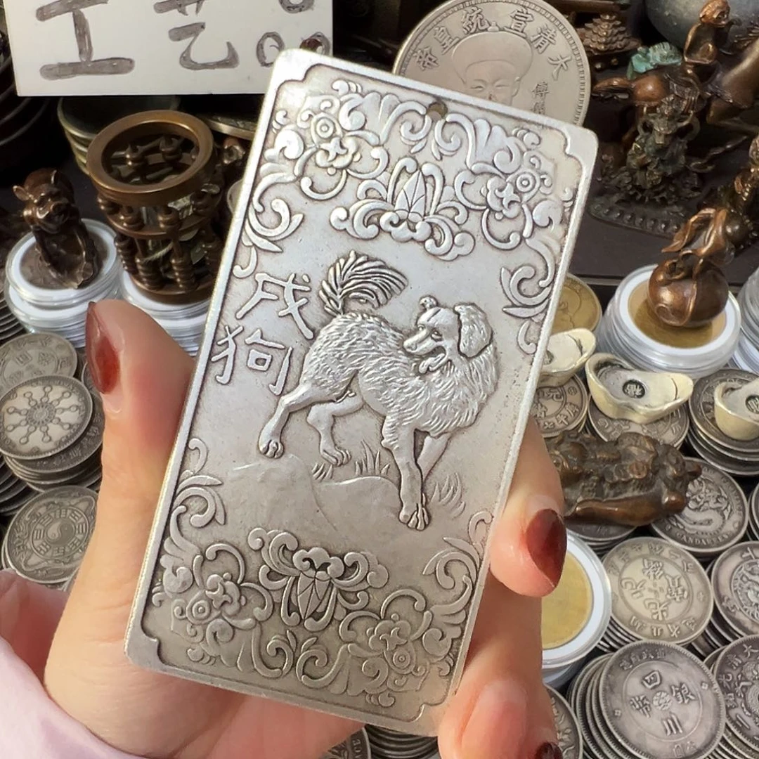 金属复古风格摆件