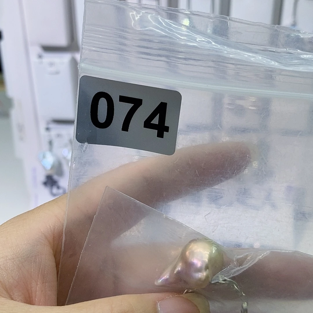 淡水珍珠合金颈饰