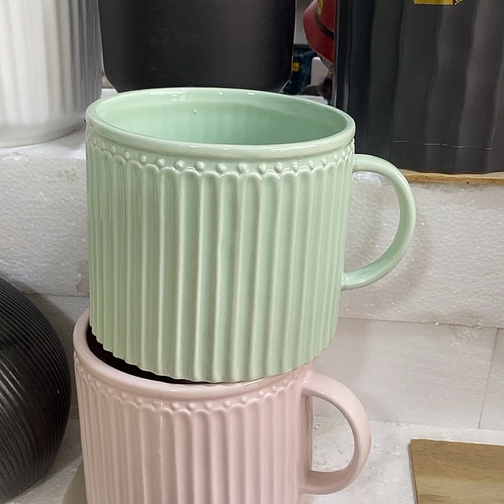 陶盆有孔 瑕疵针孔漏釉介意勿拍口 17高15