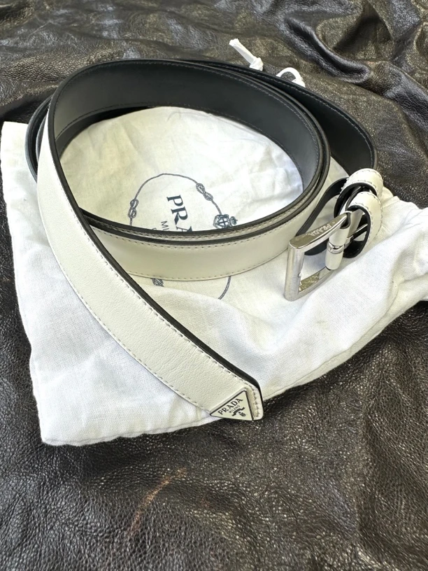未使用 Prada/普拉达 金属三角标腰带 全新 32/80码