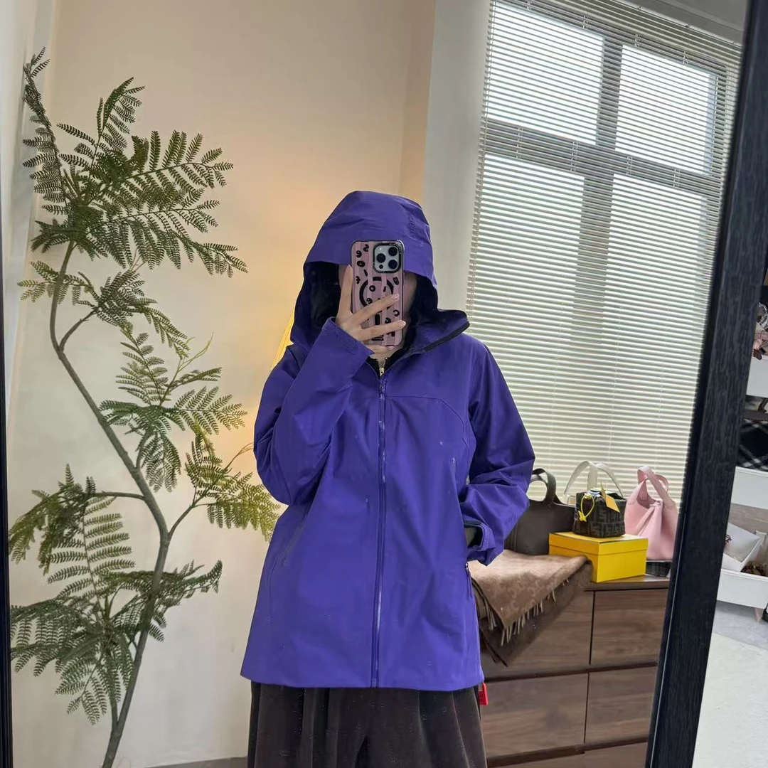 【花花严选】男女同款户外防水连帽冲锋衣