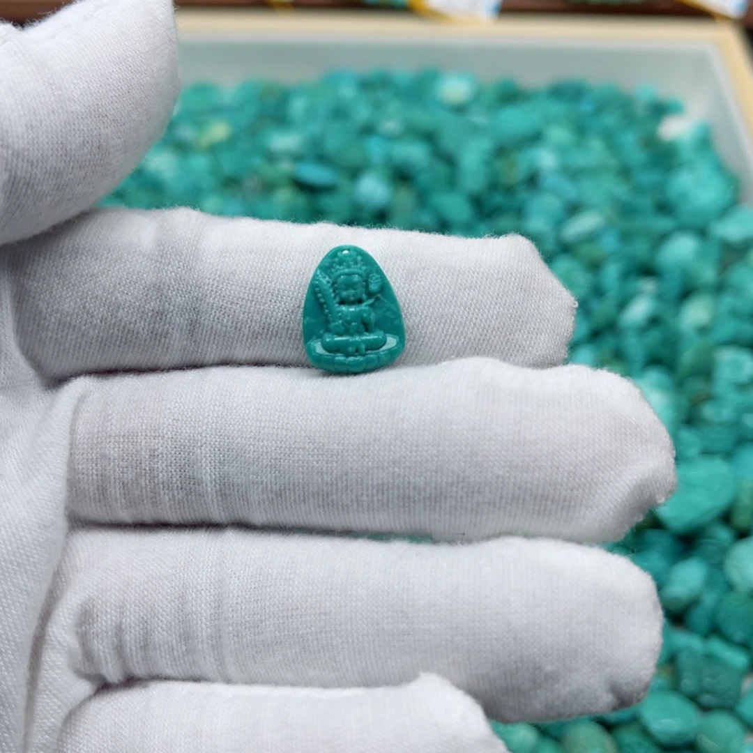 绿松石未镶嵌挂件