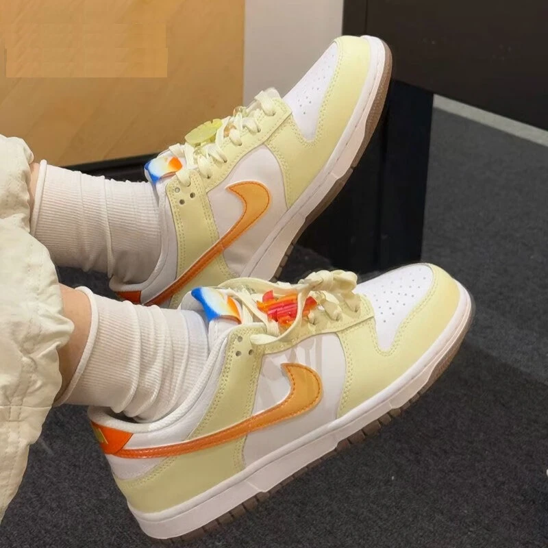 耐克（NIKE）女鞋DUNK LOW低帮运动鞋百搭休闲鞋板鞋米黄IB8891-191