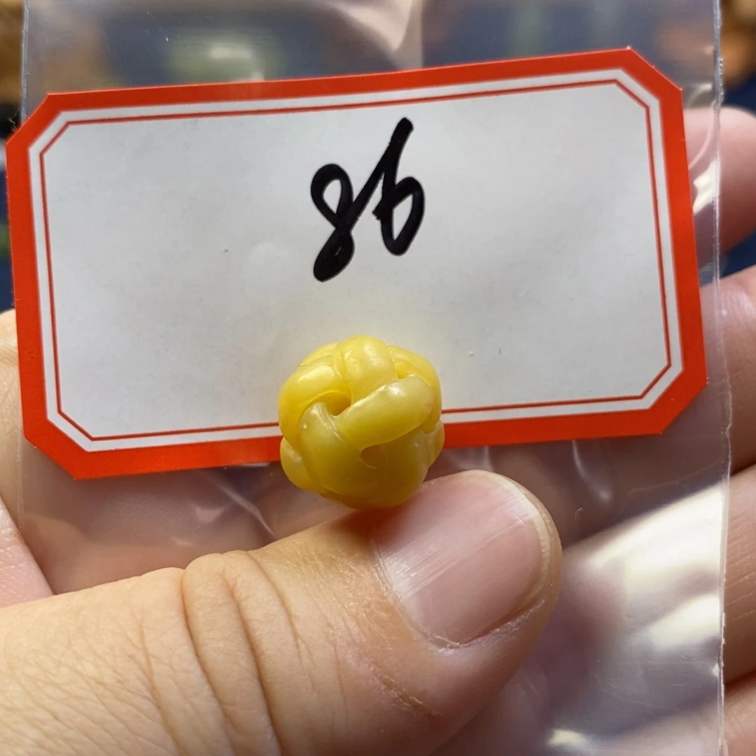 【闪购商品】蛇纹石玉配珠未镶嵌简*