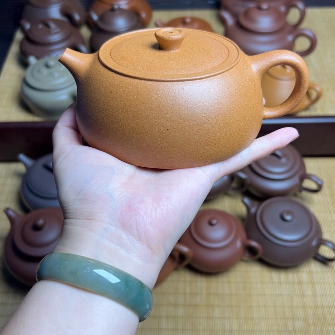 茶壶紫砂富****）270cc黄金段天际