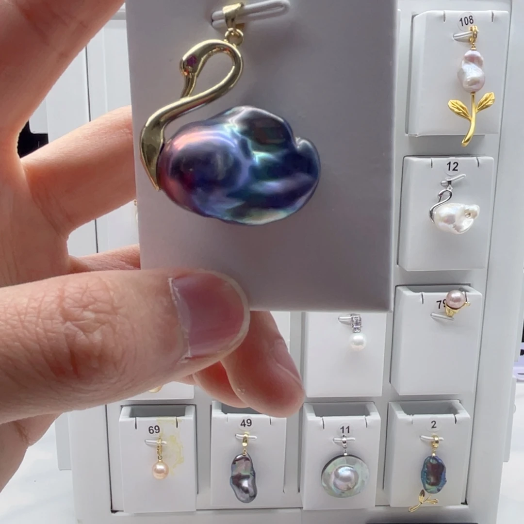 淡水珍珠颈饰合金