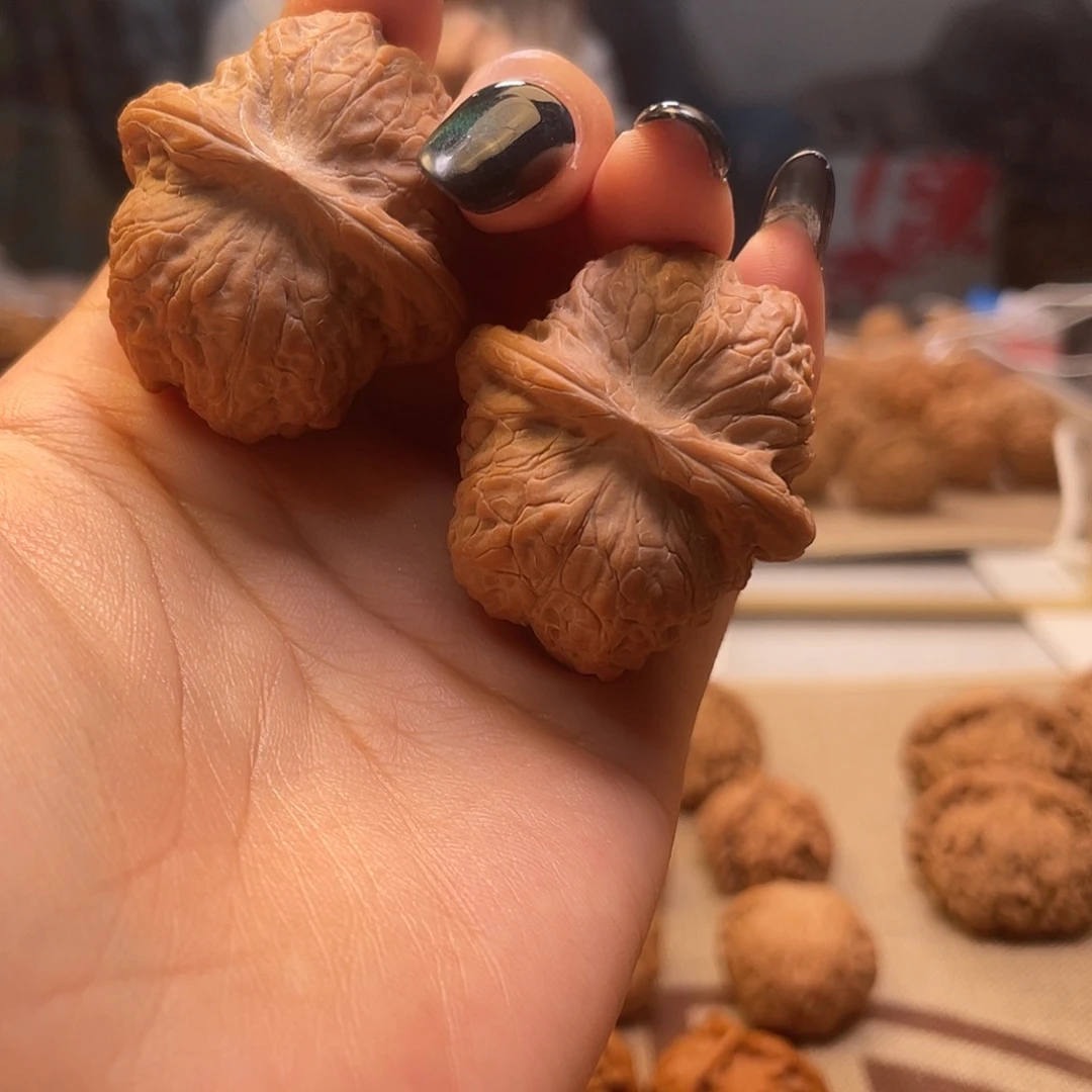 吊坠文玩核桃血麒麟