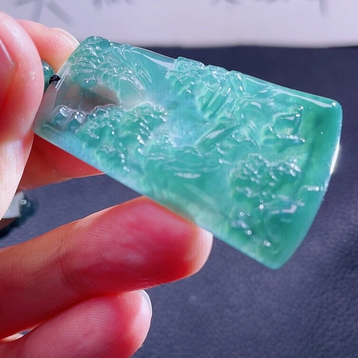 翡翠颈饰未镶嵌999999999