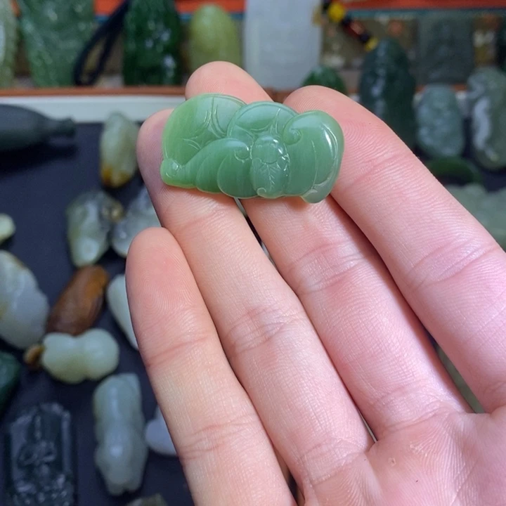 和田玉未镶嵌吊坠(不含链)