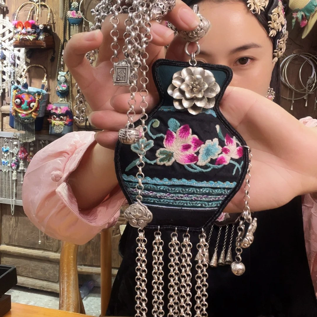 铁合金花岗石项链