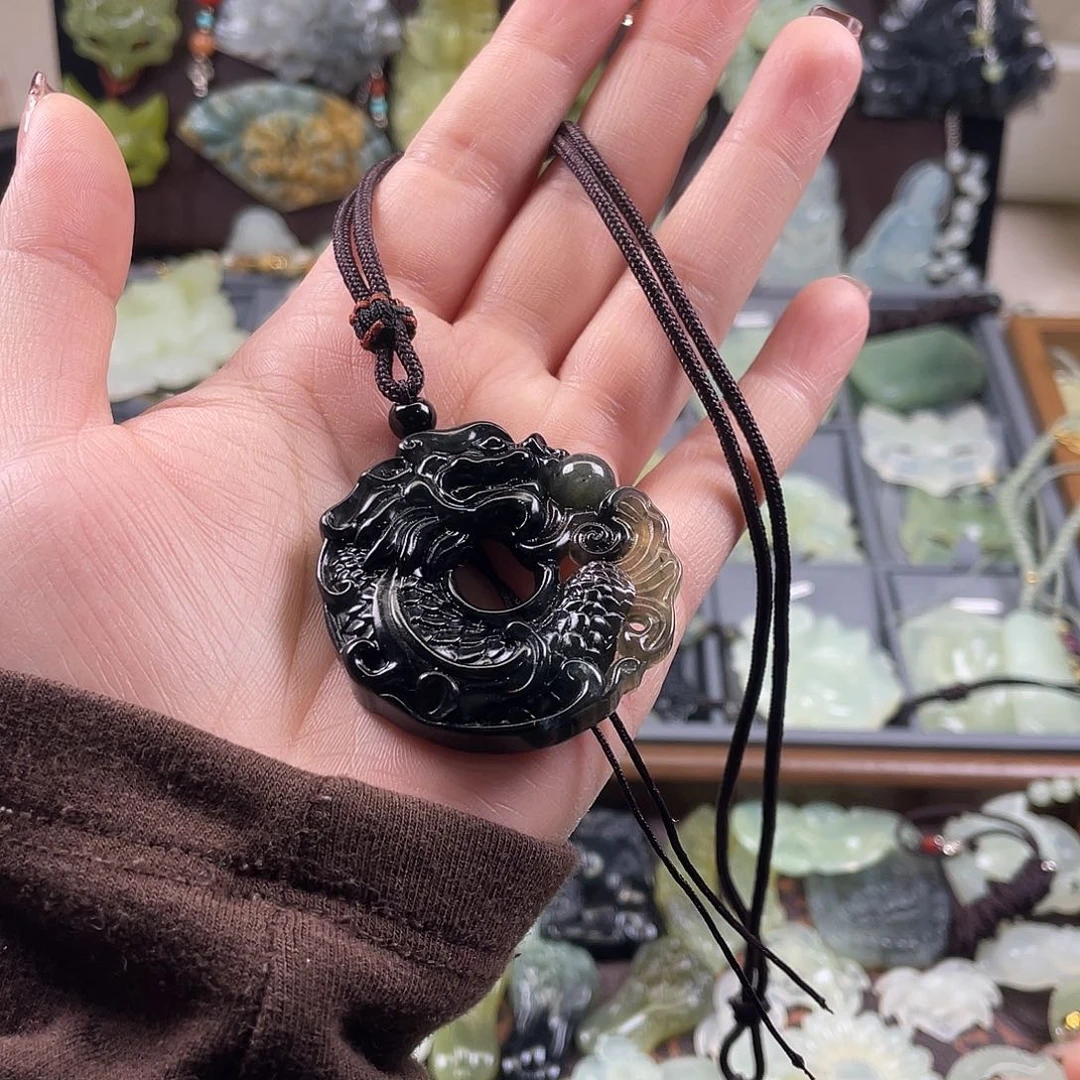 岫玉未镶嵌吊坠(赠链)