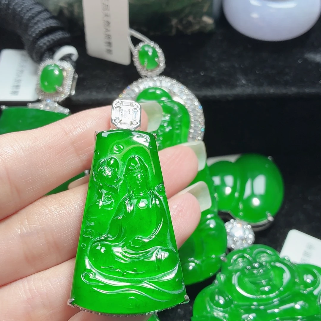 翡翠银S925镶嵌颈饰