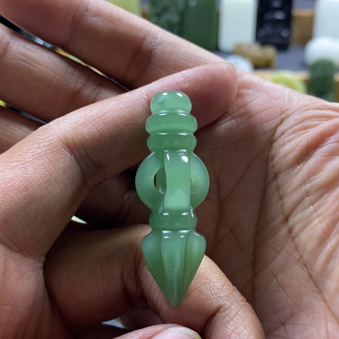 和田玉（青白玉）未镶嵌吊坠(赠链)