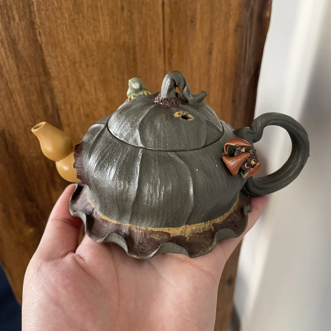 【老班长推荐】紫砂壶 青段 荷塘雅趣