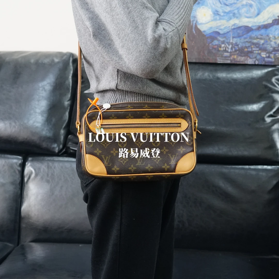 95新 LouisVuitton/路易威登 开口笑相机包/FYKH11104195/4195