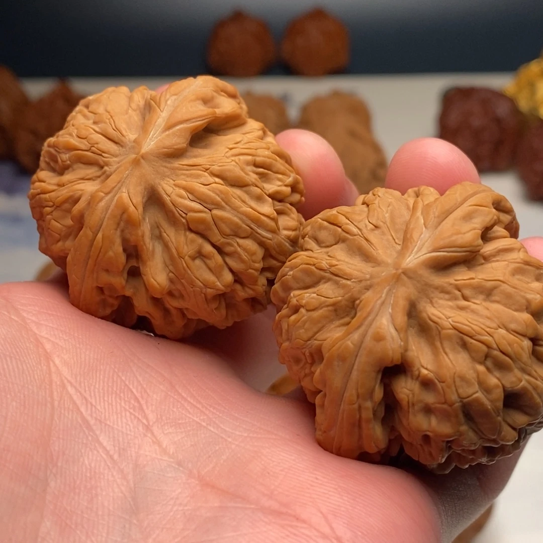 西***贝文玩核桃把件锦鲤