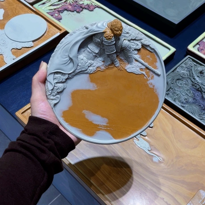 月***楼孙悟空手工俏色壶承