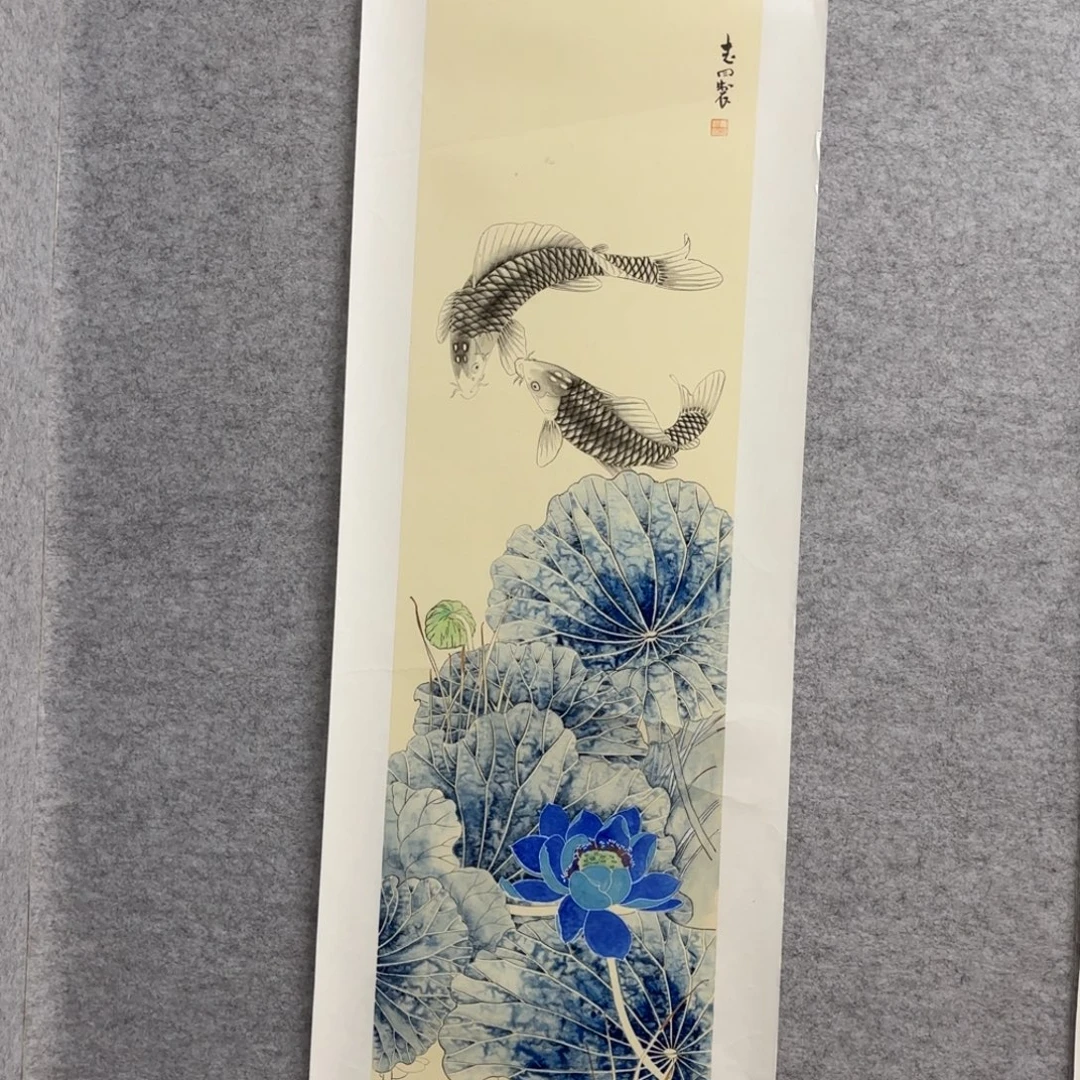国画花鸟等图案为一体而得