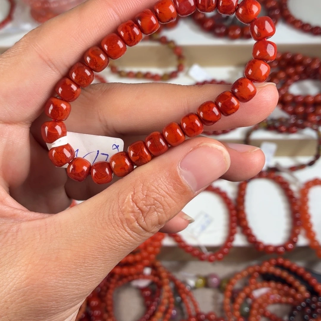 南红玛瑙合金手链满肉全品牛血火焰