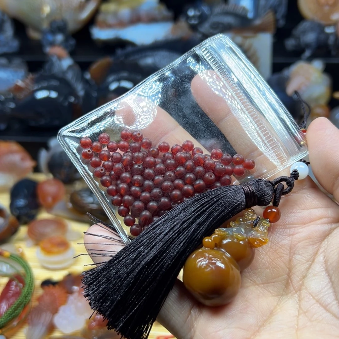 有***花玛瑙/玉髓未镶嵌吊坠