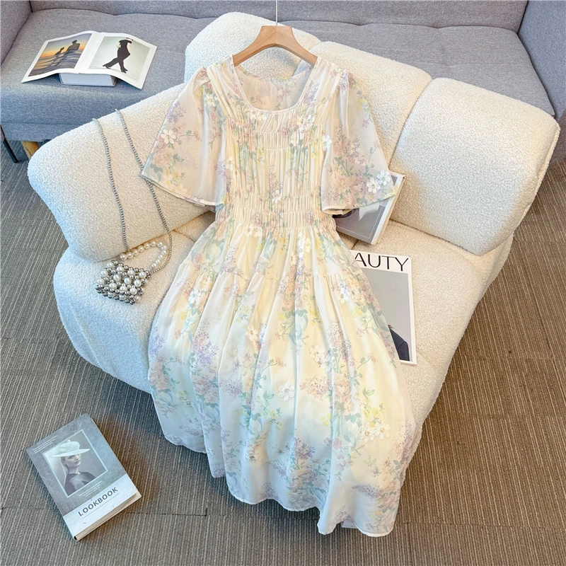 小清新法式度假风时尚大码轻奢气质长裙设计感高腰宽松显瘦连衣裙