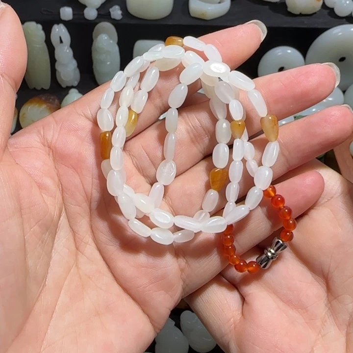 和田玉颈饰未镶嵌